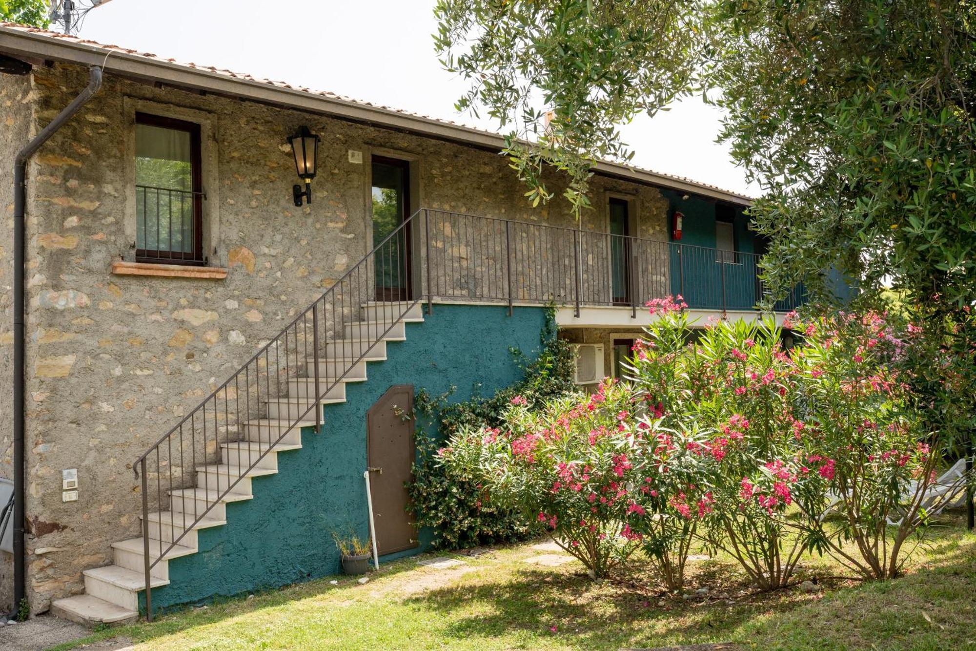 Sivinos Camping Boutique Manerba del Garda Exterior photo